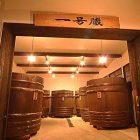 公開している一号蔵には6本の木桶があります。店員にお申し出いただければご説明致します。