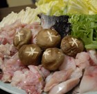 冬は「囲炉裏で鍋宴会」いかがですか?良い品が入れば囲炉裏の炭火で魚を焼くこともできますョ。