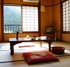 【客室:和室】
ご自分のお部屋のようにごゆっくりしていただける和室です。